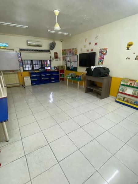 Rumah Teres 2 Tingkat untuk Dijual di Taman Mount Austin (Tebrau) - Ee Fong Toh - Study - PropertyGuru.com.my