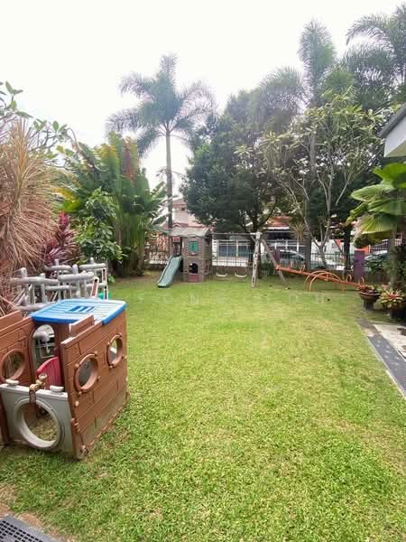 Rumah Teres 2 Tingkat untuk Dijual di Taman Mount Austin (Tebrau) - Ee Fong Toh - Garden - PropertyGuru.com.my
