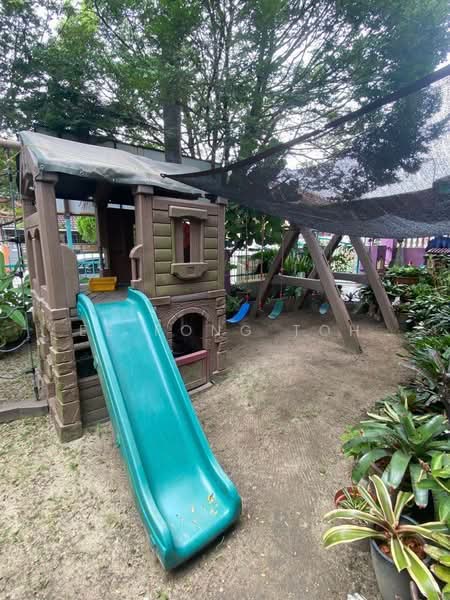 Rumah Teres 2 Tingkat untuk Dijual di Taman Mount Austin (Tebrau) - Ee Fong Toh - Garden - PropertyGuru.com.my