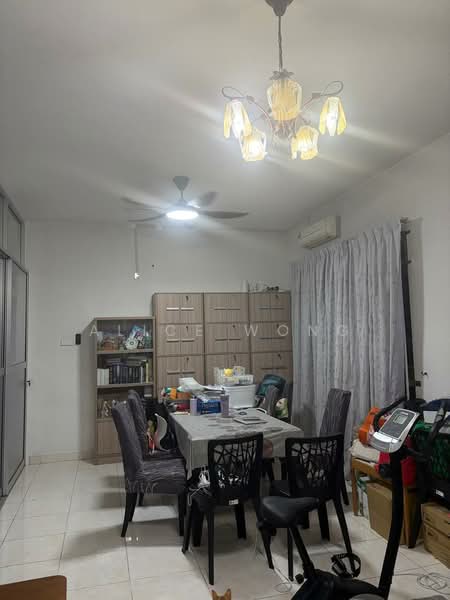 Rumah Banglo untuk Dijual di Taman Aman Perdana (Kapar) - Alice Wong - Dining Room - PropertyGuru.com.my
