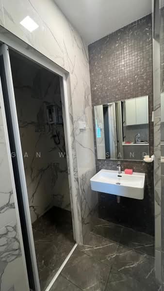 Servis Apartment untuk Disewa di The Grand Subang Jaya SS15 - GAN WEY SAND - Bathroom - PropertyGuru.com.my
