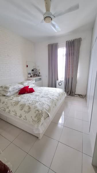 Condominium for Rent at Pearl Avenue - Irsyam Sjatria - PropertyGuru.com.my