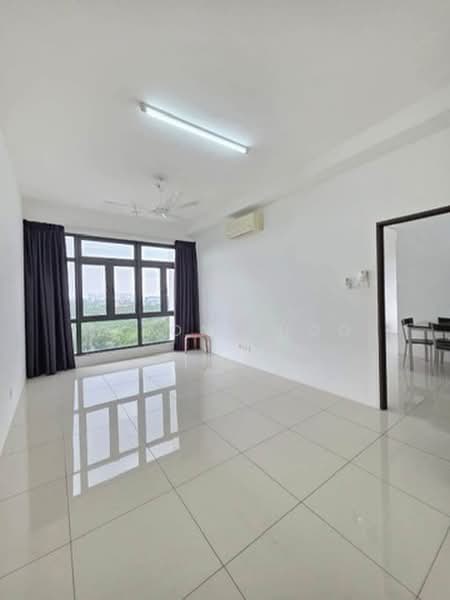 Kediaman Servis untuk Dijual di 8Scape Residence @ Sutera - Jason Khoo - Living Room - PropertyGuru.com.my