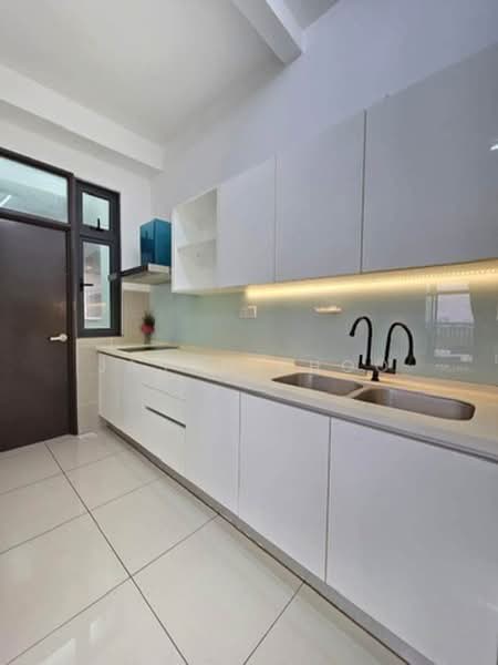 Kediaman Servis untuk Dijual di 8Scape Residence @ Sutera - Jason Khoo - Kitchen - PropertyGuru.com.my