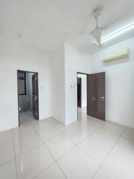 Kediaman Servis untuk Dijual di 8Scape Residence @ Sutera - Jason Khoo - Interior - PropertyGuru.com.my