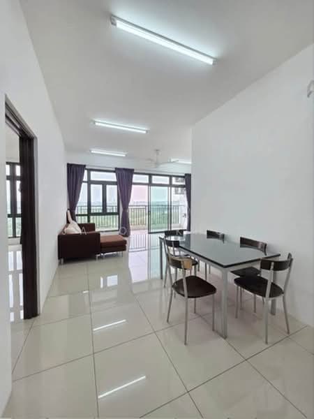 Kediaman Servis untuk Dijual di 8Scape Residence @ Sutera - Jason Khoo - Living Room - PropertyGuru.com.my
