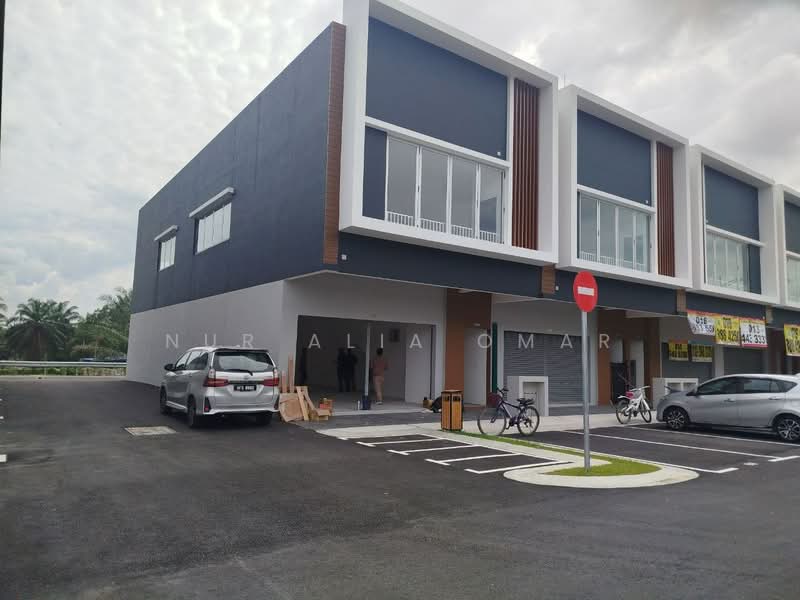 Shop / Office untuk Disewa di Bandar Serenia (Dengkil) - Nur Alia Omar - Exterior - PropertyGuru.com.my