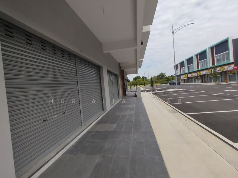 Shop / Office untuk Disewa di Bandar Serenia (Dengkil) - Nur Alia Omar - Exterior - PropertyGuru.com.my