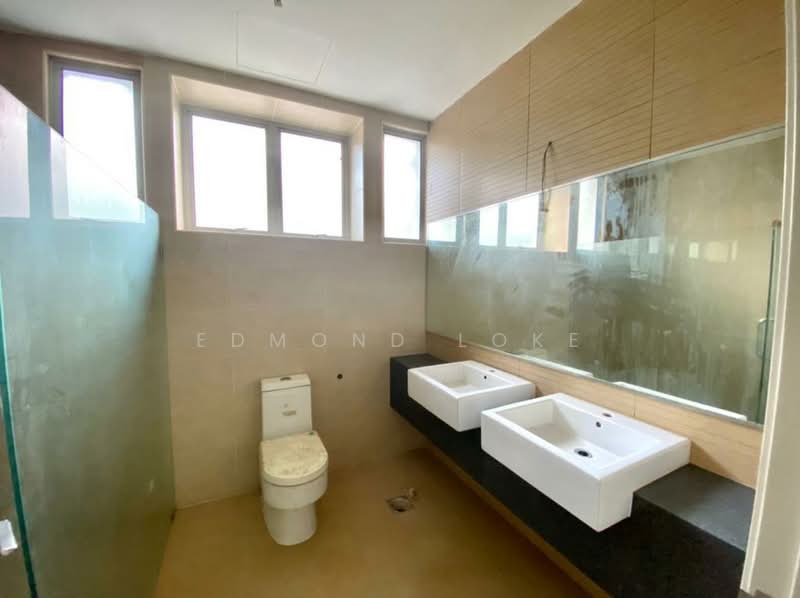 Rumah Berkembar untuk Dijual di Areca Rimbunan (Kepong) - Edmond Loke - Bathroom - PropertyGuru.com.my