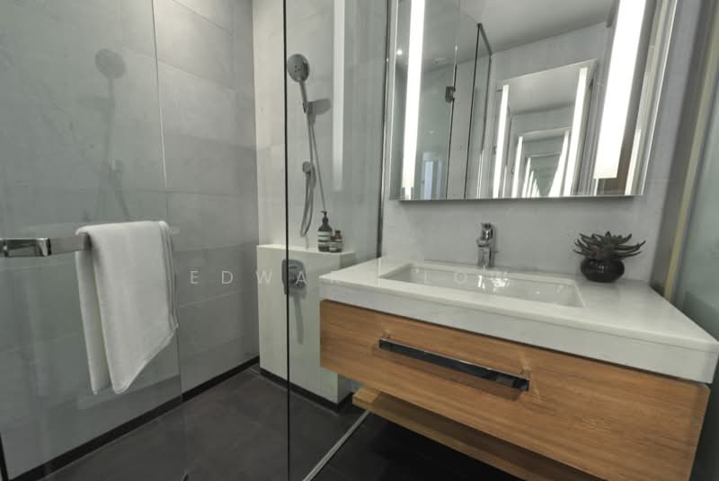 Kediaman Servis untuk Dijual di Conlay Signature Suites by E&O - Edward Low - Bathroom - PropertyGuru.com.my