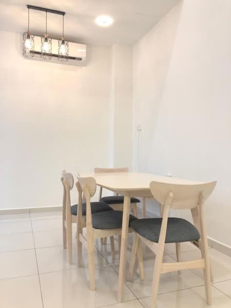 Rumah Teres 2-Tingkat untuk Dijual di Eco Forest (Semenyih) - CK Law - Dining Room - PropertyGuru.com.my