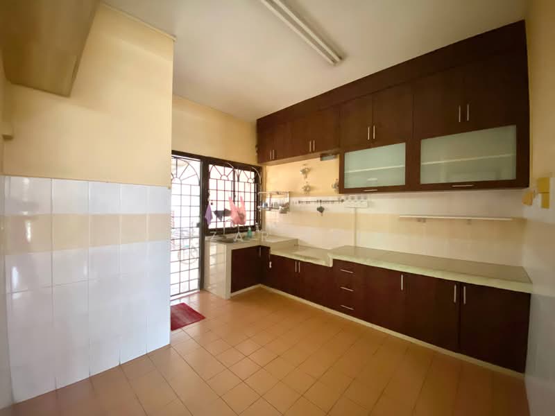 2-storey Terraced House for Sale in Taman Putra Prima (Puchong) - Amzar Faiz - PropertyGuru.com.my