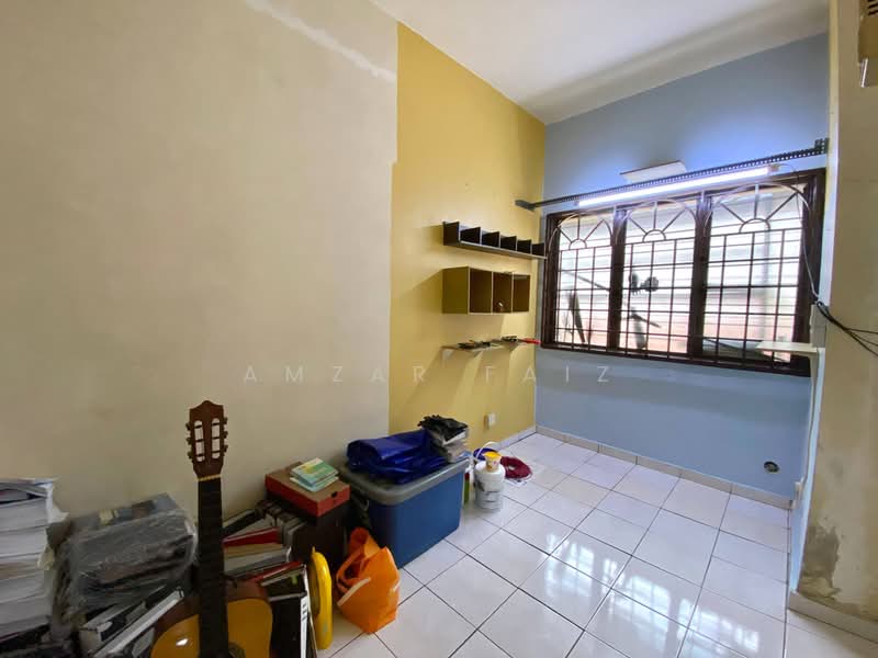 2-storey Terraced House for Sale in Taman Putra Prima (Puchong) - Amzar Faiz - PropertyGuru.com.my