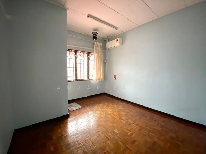 2-storey Terraced House for Sale in Taman Putra Prima (Puchong) - Amzar Faiz - PropertyGuru.com.my