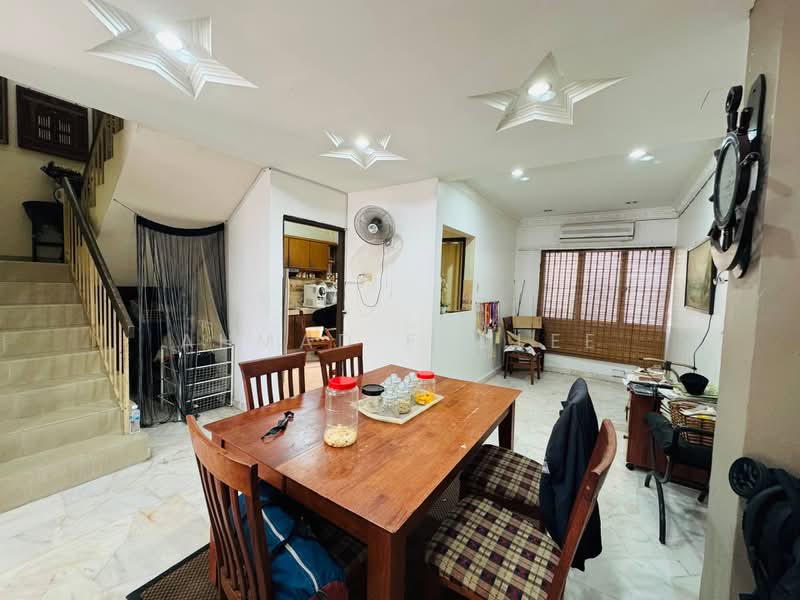 2-storey Terraced House for Sale in Taman Sri Jelok (Kajang) - Ahmad Fadlee - PropertyGuru.com.my