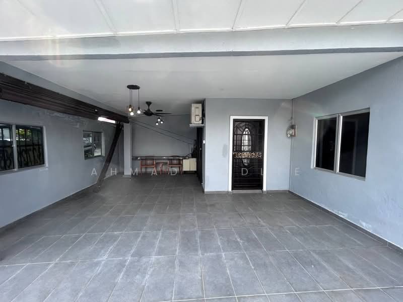 Semi-Detached House for Sale in Taman Desa Surada (Bangi) - Ahmad Fadlee - PropertyGuru.com.my