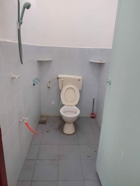 1-storey Terraced House for Sale in Krubong (Melaka) - Bee . - Bathroom - PropertyGuru.com.my