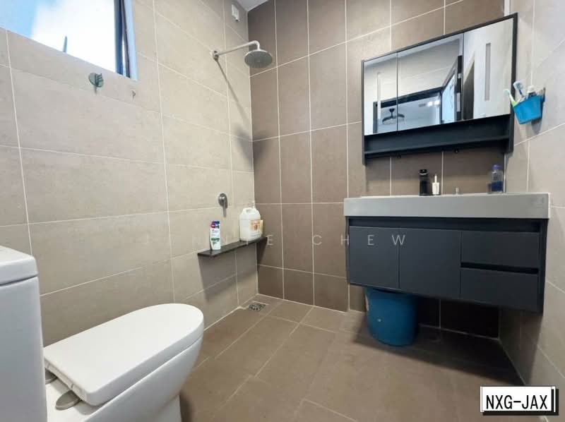 Rumah Berkembar untuk Dijual di Setia Utama (Setia Alam) - Jennie Chew - Bathroom - PropertyGuru.com.my