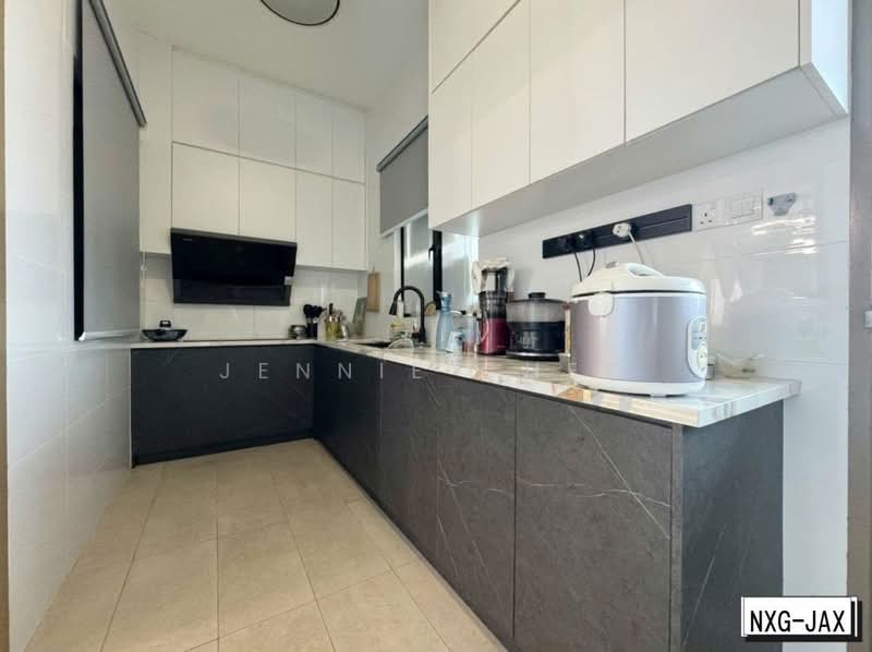Rumah Berkembar untuk Dijual di Setia Utama (Setia Alam) - Jennie Chew - Kitchen - PropertyGuru.com.my