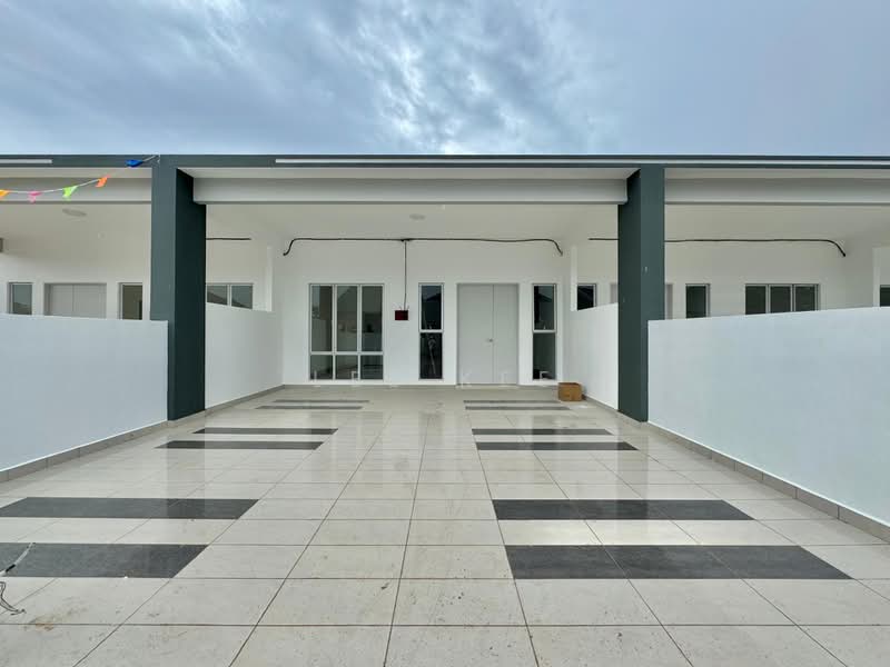 Rumah Teres 1 Tingkat untuk Dijual di Taman Desa Cemerlang (Batu Pahat) - Lee Kee - Exterior - PropertyGuru.com.my