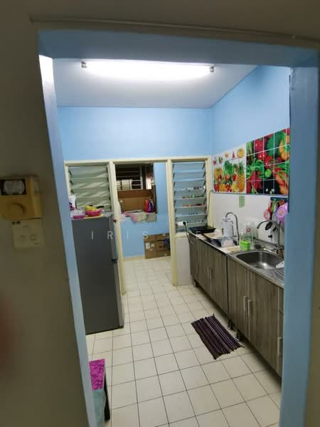 Condominium for Rent at Cengal Condominium - Iris Lee - Kitchen - PropertyGuru.com.my