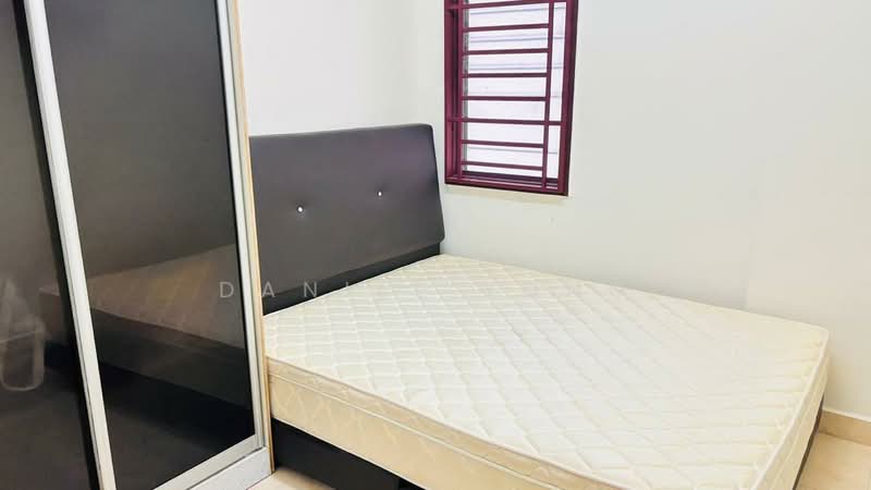 Apartment for Sale at Bayu Puteri 3 - Daniel Yong - Bedroom - PropertyGuru.com.my
