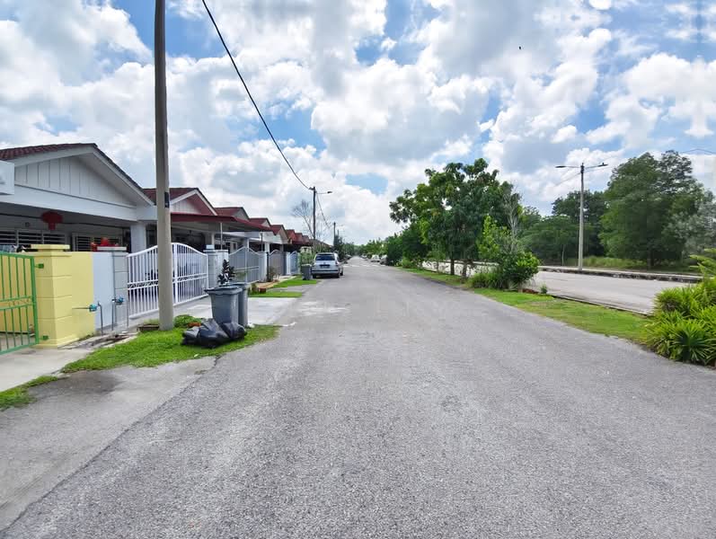 Rumah Teres 1 Tingkat untuk Dijual di Bukit Katil (Melaka) - Ann Lim - PropertyGuru.com.my