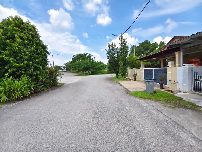Rumah Teres 1 Tingkat untuk Dijual di Bukit Katil (Melaka) - Ann Lim - PropertyGuru.com.my