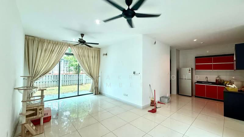 Rumah Teres 2-Tingkat untuk Dijual di Setia Eco Glades (Cyberjaya) - Mohd Zakri Mohd Zamberi - Living Room - PropertyGuru.com.my