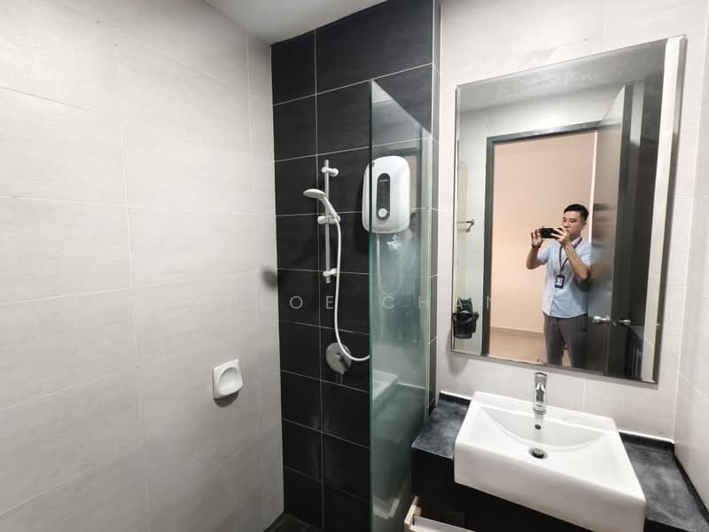Kondominium untuk Disewa di Queensville - Chloe Chan - Bathroom - PropertyGuru.com.my