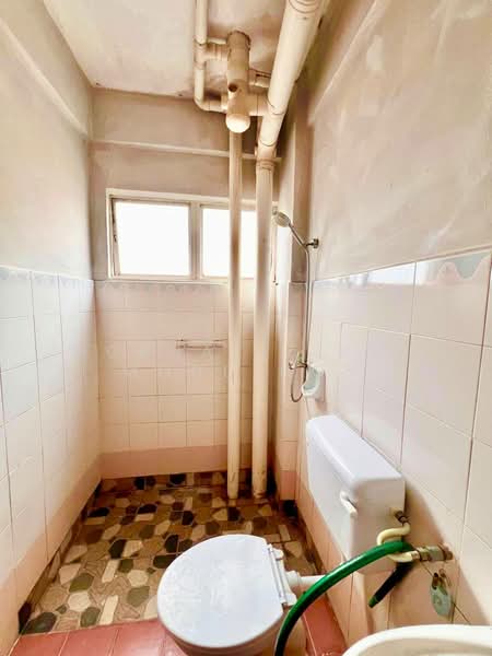 Condominium for Sale at Kenaria Condominium - Norhafiz Bin Mohd Nor - Bathroom - PropertyGuru.com.my