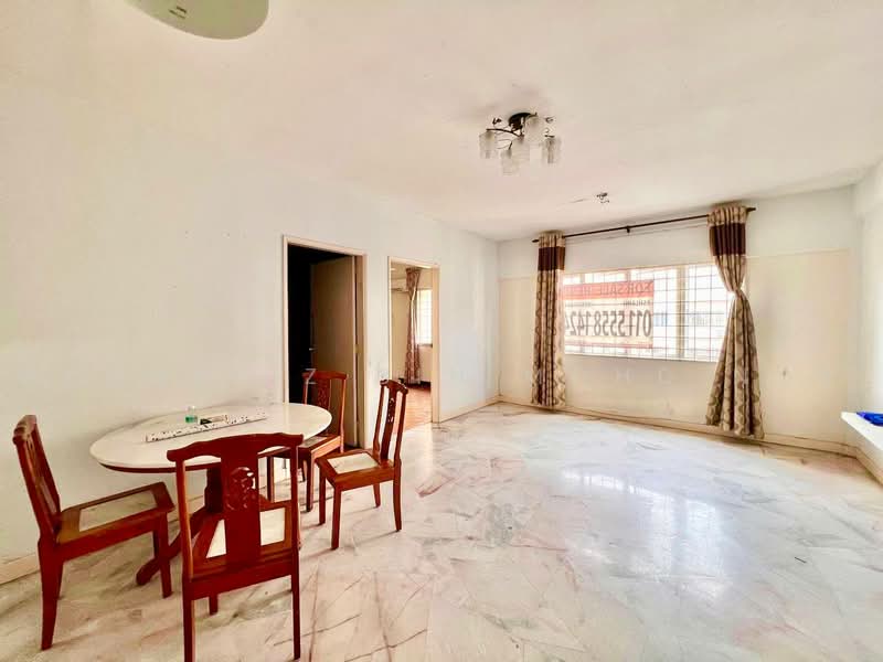 Condominium for Sale at Kenaria Condominium - Norhafiz Bin Mohd Nor - Living Room - PropertyGuru.com.my