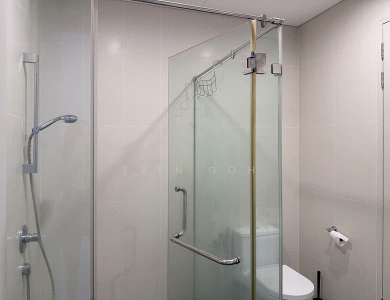 Kondominium untuk Disewa di The LIGHT COLLECTION II - Even Goh - Common Bathroom - PropertyGuru.com.my