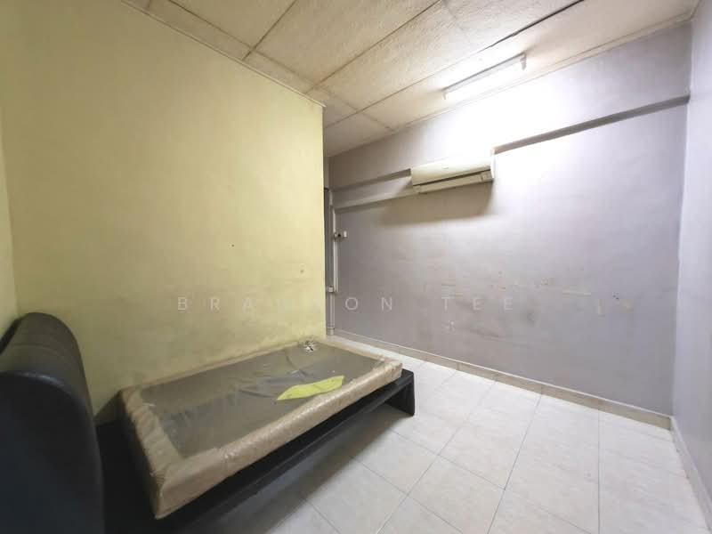 Pangsapuri untuk Dijual di Nusa Bestari Shoplot Apartment - Brandon Tee - Interior - PropertyGuru.com.my