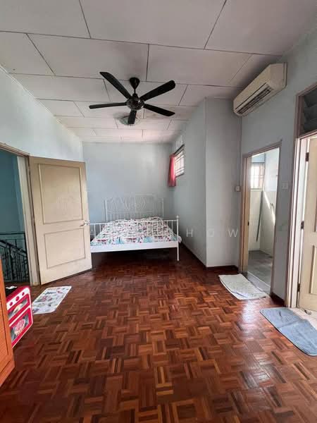 Rumah Teres 2 Tingkat untuk Dijual di Taman Puteri Wangsa (Ulu Tiram) - Zack Chow - Bedroom - PropertyGuru.com.my