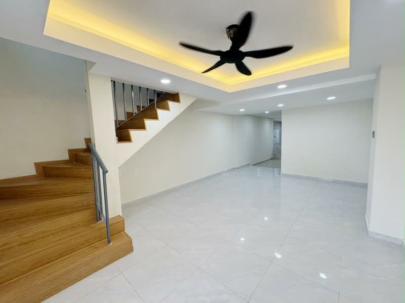 Rumah Teres 2 Tingkat untuk Dijual di Taman Kota Masai (Pasir Gudang) - Melinda Ee - Living Room - PropertyGuru.com.my