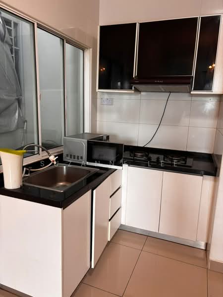 Pangsapuri untuk Disewa di Nusa Heights (Nusa Puncak) - Suzanne Lee - Kitchen - PropertyGuru.com.my