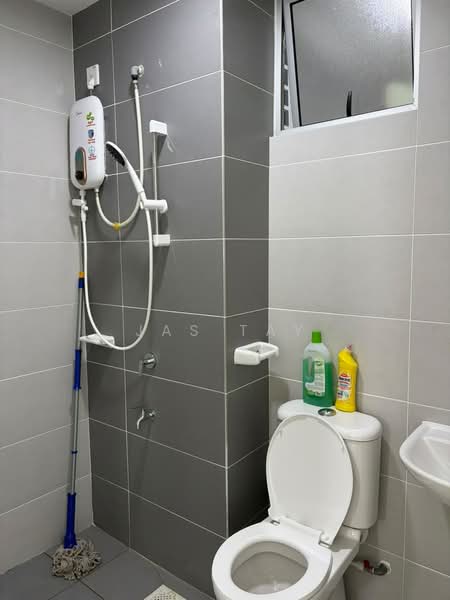 Service Residence for Rent at Aliff Heights (Residensi Mutiara Indah) - Jas Tay - Bathroom - PropertyGuru.com.my