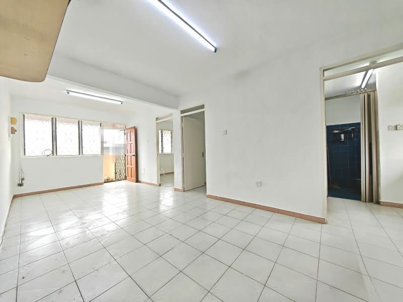 Flat for Sale at Flat Taman Ungku Tun Aminah - Jaz Lee - PropertyGuru.com.my