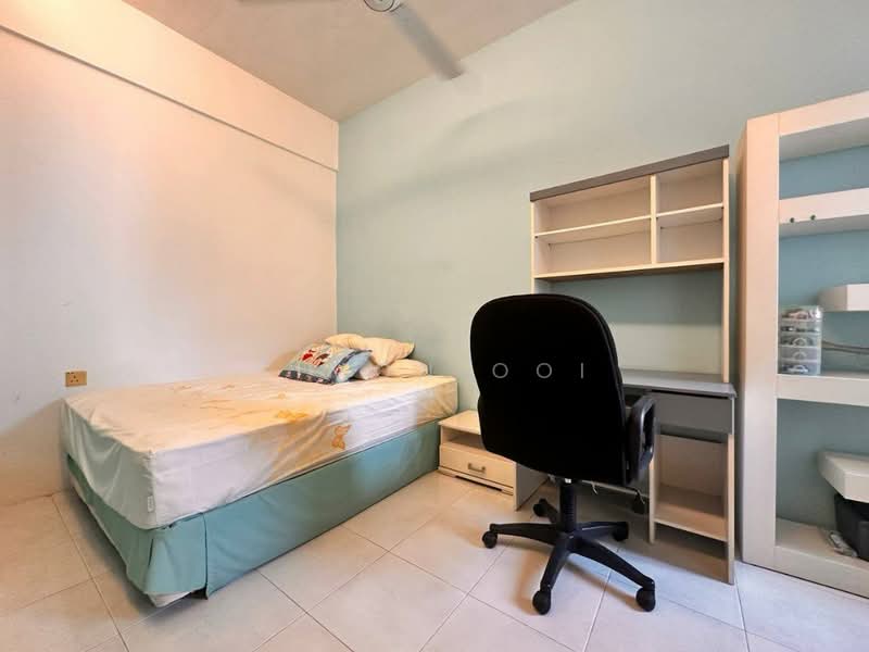 Kondominium untuk Dijual di Bayswater Resort Condominium - Simon Ooi - Bedroom - PropertyGuru.com.my
