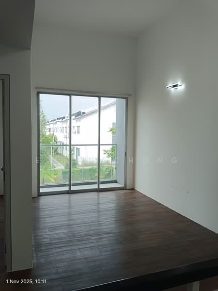 2-storey Terraced House for Sale in Dengkil (Selangor) - Ethan Chong - Living Room - PropertyGuru.com.my