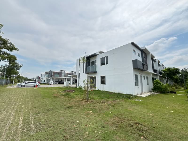 2-storey Terraced House for Sale in Dengkil (Selangor) - Ethan Chong - Exterior - PropertyGuru.com.my