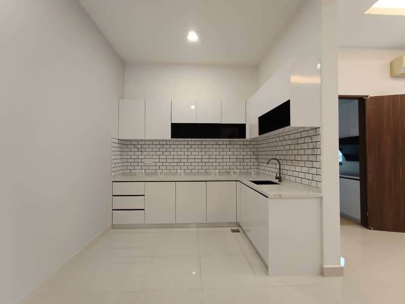 Rumah Banglo untuk Dijual di Pantai (Kuala Lumpur) - Mun Hoe - Kitchen - PropertyGuru.com.my