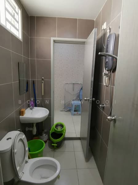 Rumah Teres 2 Tingkat untuk Disewa di Bandar Tasek Mutiara (Simpang Ampat) - Boon Haw Ooi - Bathroom - PropertyGuru.com.my