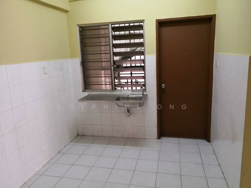 Kondominium untuk Dijual di Dwi Mahkota - Dolphine Ong - Kitchen - PropertyGuru.com.my