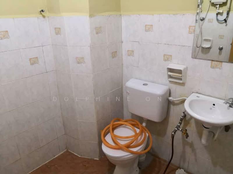 Kondominium untuk Dijual di Dwi Mahkota - Dolphine Ong - Bathroom - PropertyGuru.com.my