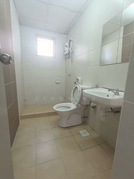 Service Residence for Sale at Main Place Residence - Cindy Ng - Bathroom - PropertyGuru.com.my