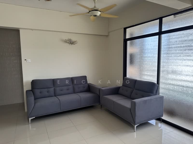 Rumah Flat untuk Disewa di Desa Selatan - Eric Kang - Living Room - PropertyGuru.com.my
