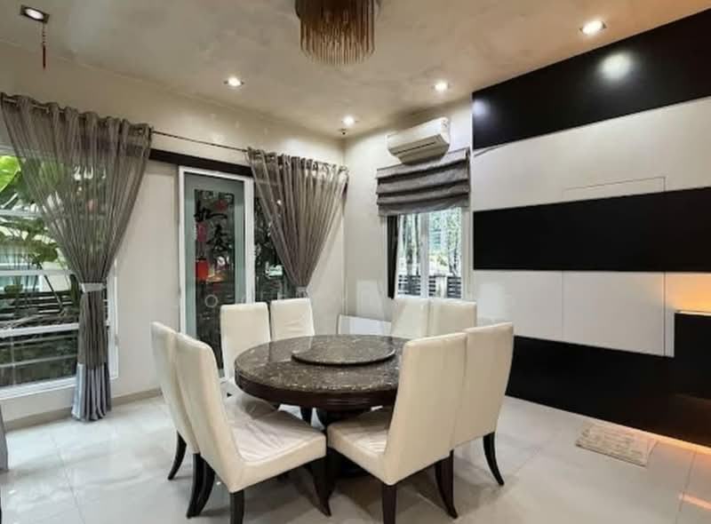 Rumah Berkembar untuk Dijual di Ampang Jaya (Ampang) - Jim Tan - Dining Room - PropertyGuru.com.my