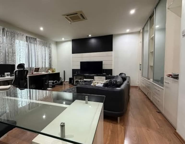 Rumah Berkembar untuk Dijual di Ampang Jaya (Ampang) - Jim Tan - Living Room - PropertyGuru.com.my
